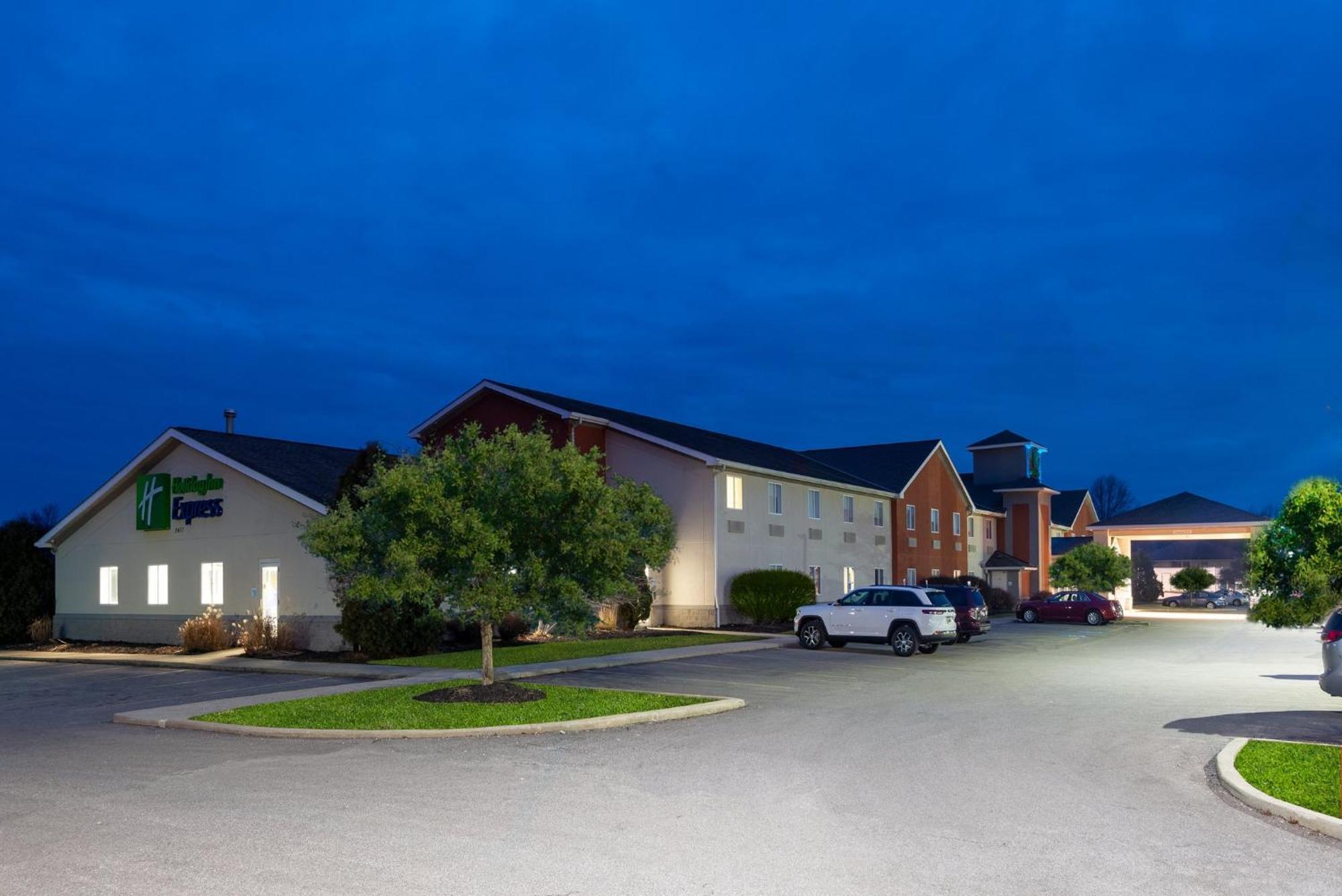 Holiday Inn Express Vermilion By Ihg Экстерьер фото
